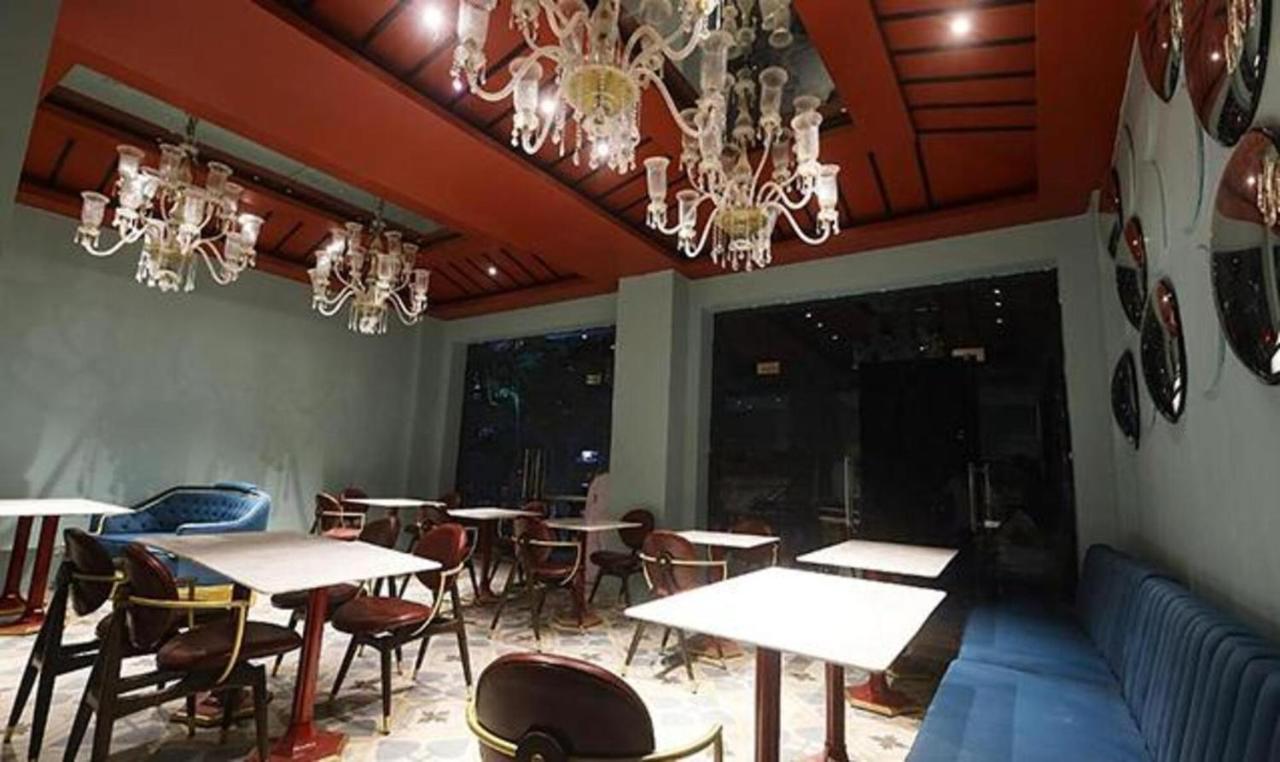 Fabhotel Prime The Seven Seeds New Delhi Exterior photo