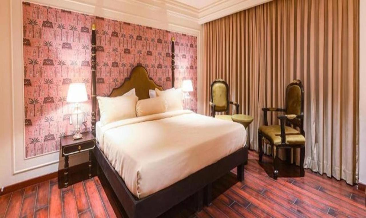 Fabhotel Prime The Seven Seeds New Delhi Exterior photo
